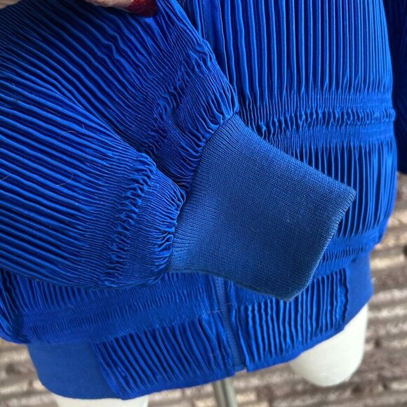GDT Too Vintage 80s Royal Blue Mini Pleated Bomber Jacket - Picture 4 of 9